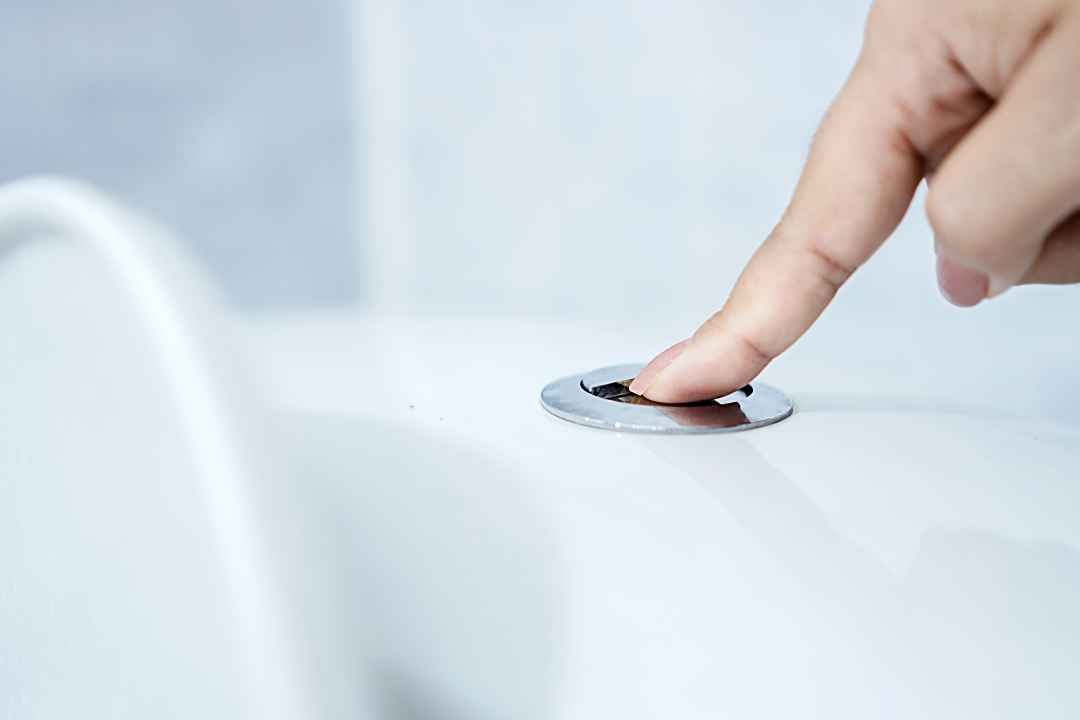 substituição e instalação de autoclismo pela Lider Canalizadores